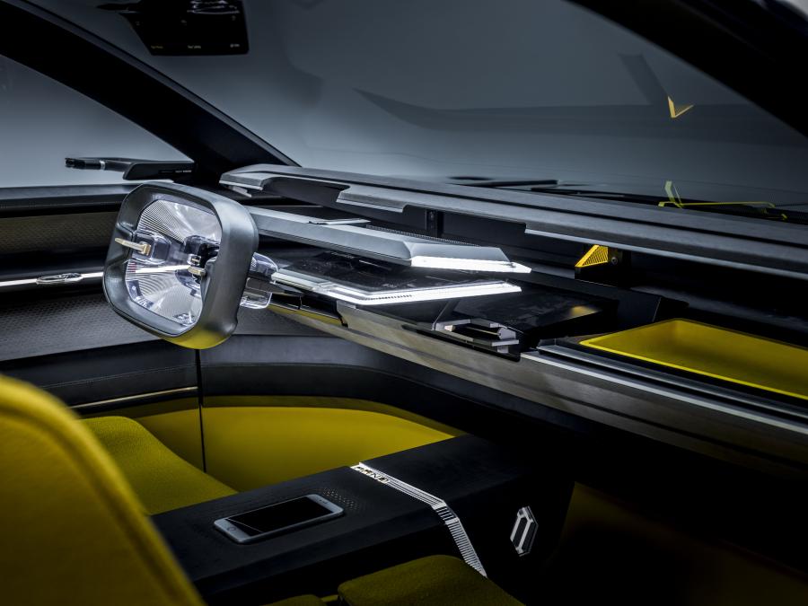Торпедо Renault Morphoz Concept 2020 года  (фото 158 из 192)